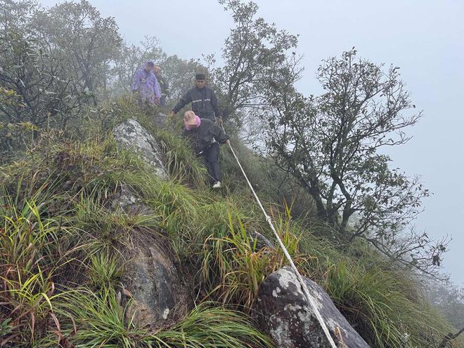 24中国国际孔子文化节圆满闭幕;国庆档总票房破21亿麻将胡了齐鲁早报丨中方车辆遭恐袭外交部要求彻查;20(图11) 24中国国际孔子文化节圆满闭幕;国庆档总票房破21亿麻将胡了齐鲁早报丨中方车辆遭恐袭外交部要求彻查;20(图11)