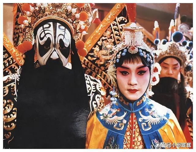 级港片可别说你一部都没看过麻将胡了一生必看的十大神(图2) 级港片可别说你一部都没看过麻将胡了一生必看的十大神(图2)