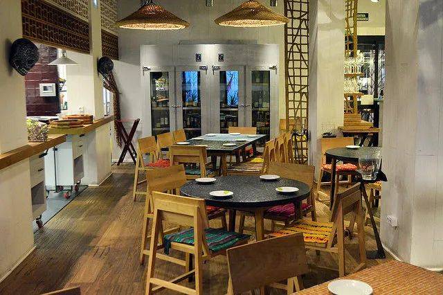 à他不光是“分子料理之父”Ferran Adrià的弟弟!麻将胡了游戏2024世界第二的大厨Albert Adri(图3) à他不光是“分子料理之父”Ferran Adrià的弟弟!麻将胡了游戏2024世界第二的大厨Albert Adri(图3)