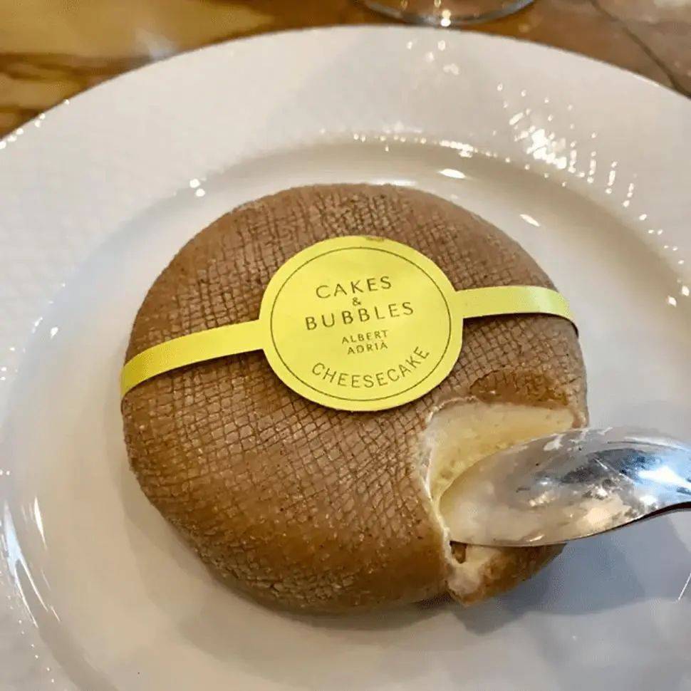 à他不光是“分子料理之父”Ferran Adrià的弟弟!麻将胡了游戏2024世界第二的大厨Albert Adri(图10) à他不光是“分子料理之父”Ferran Adrià的弟弟!麻将胡了游戏2024世界第二的大厨Albert Adri(图10)