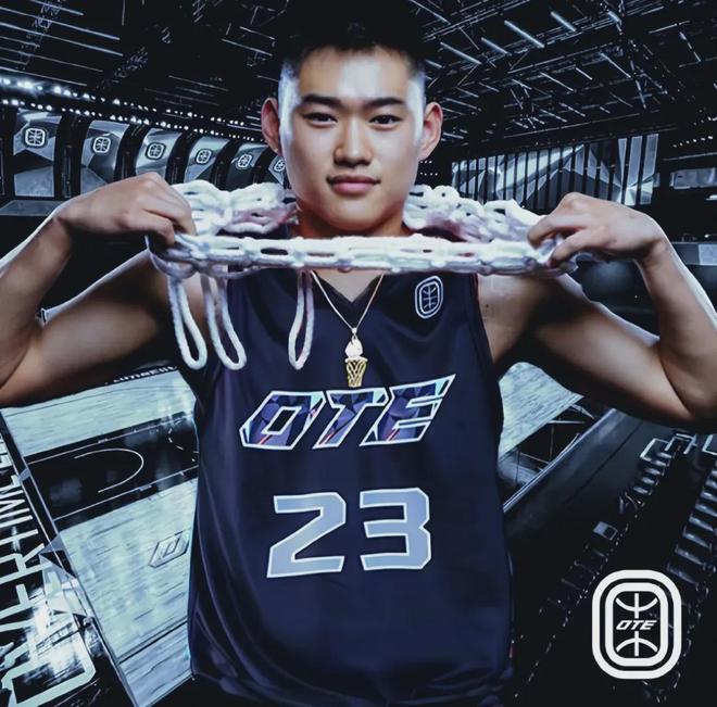 宁队!中国男篮未来第一后卫麻将胡了炸裂!赵维伦加盟辽(图5) 宁队!中国男篮未来第一后卫麻将胡了炸裂!赵维伦加盟辽(图5)