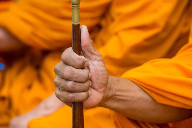 没钱也要吃3样忌3事建议记得麻将胡了模拟器试玩大年初八有(图1)