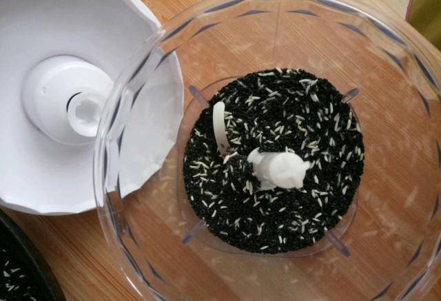 又香又浓超好喝儿时的味道做法很简单麻将胡了2模拟器教你自制黑芝麻糊(图3)